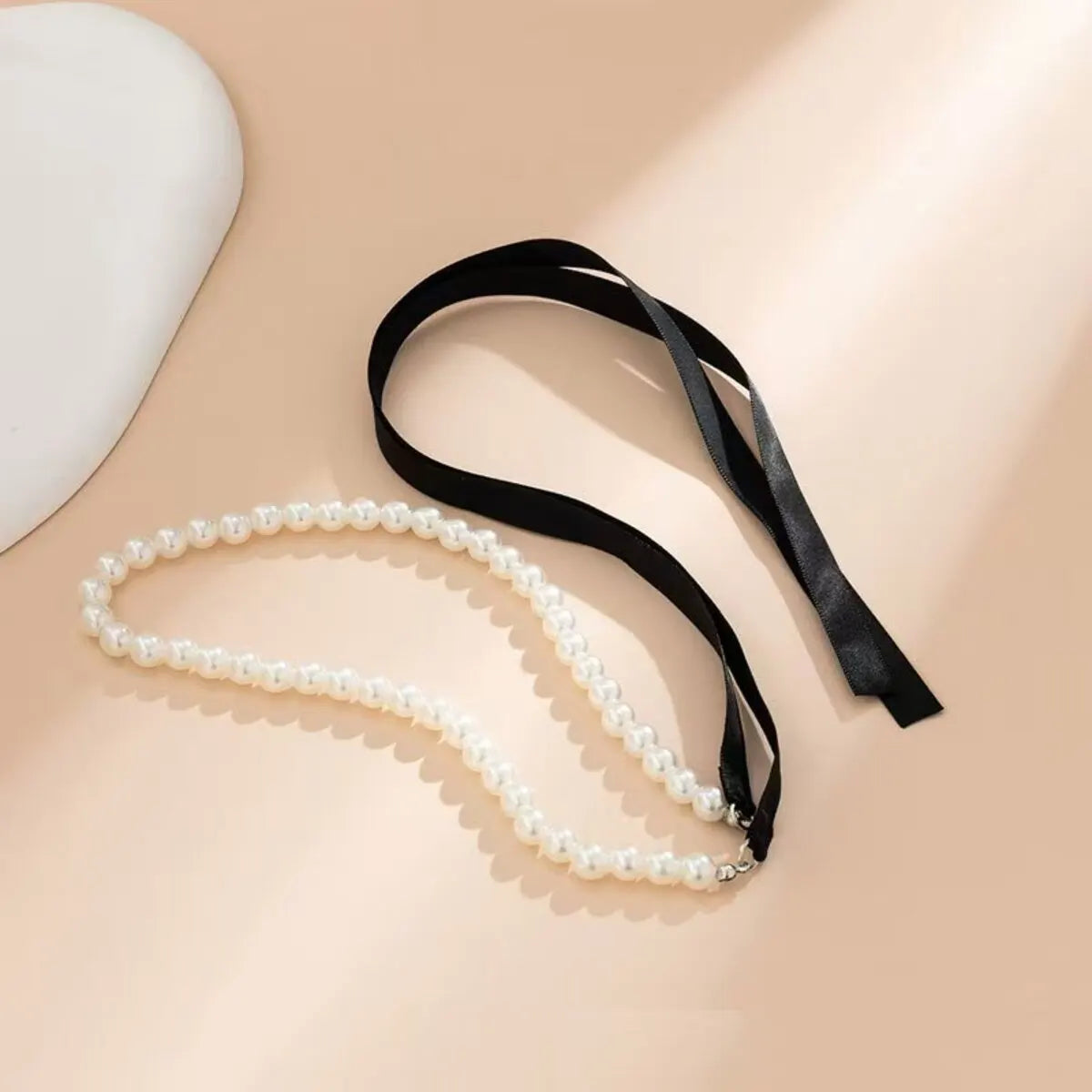 Black Velvet Bowknot Choker Necklace for Women