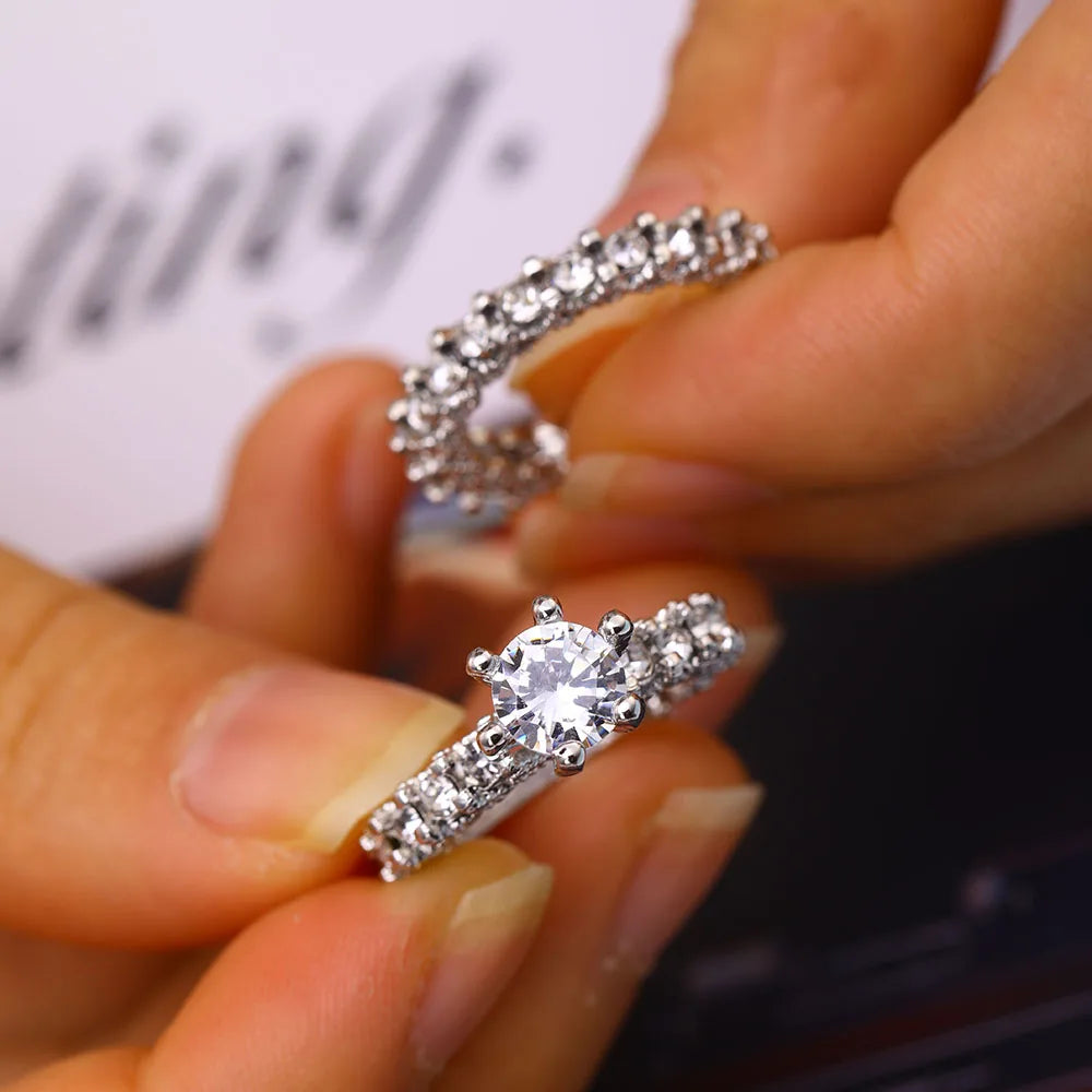 Elegant Silver Zircon Engagement Wedding Ring Set