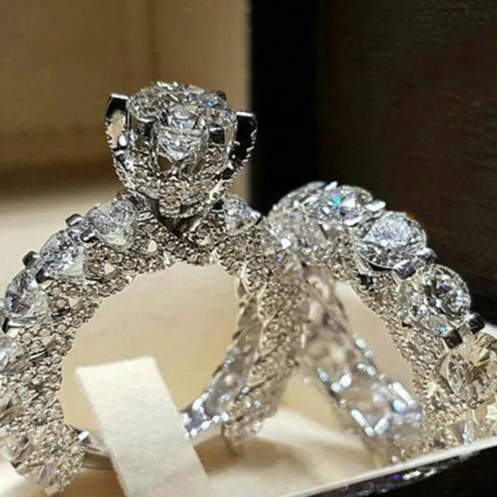 Elegant Silver Zircon Engagement Wedding Ring Set