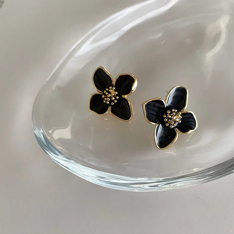 Vintage Flower Stud Earrings – Multi-Colored Jewelry for Women