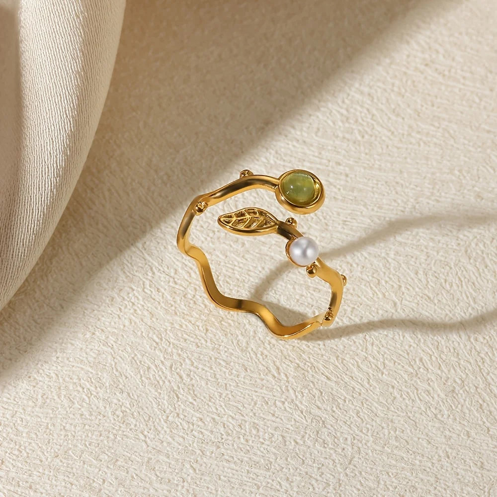 Elegant Gold Bloom Flower Open Ring