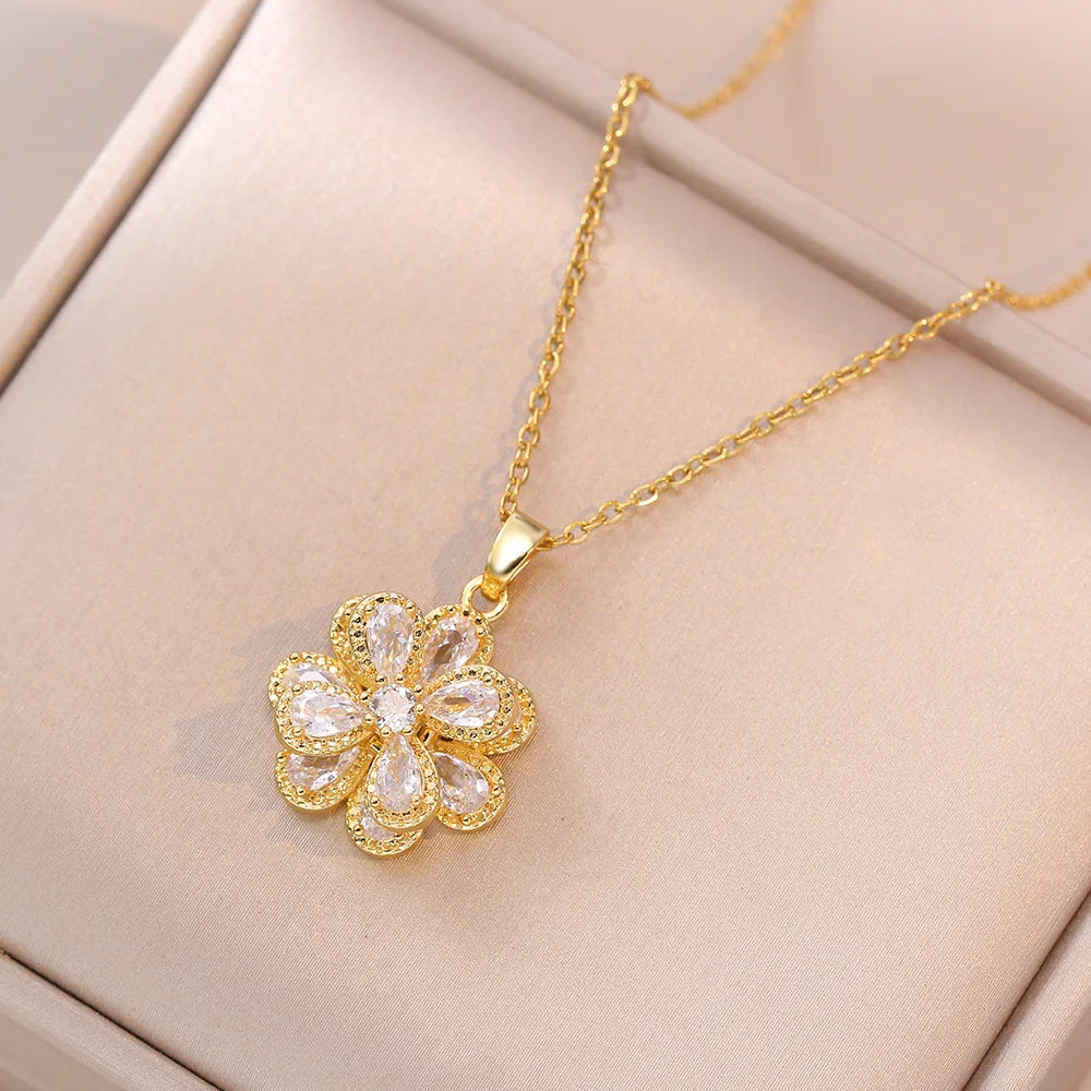Light Luxury Spin Zircon Flower Pendant Necklace – Gold Chain Jewelry for Women