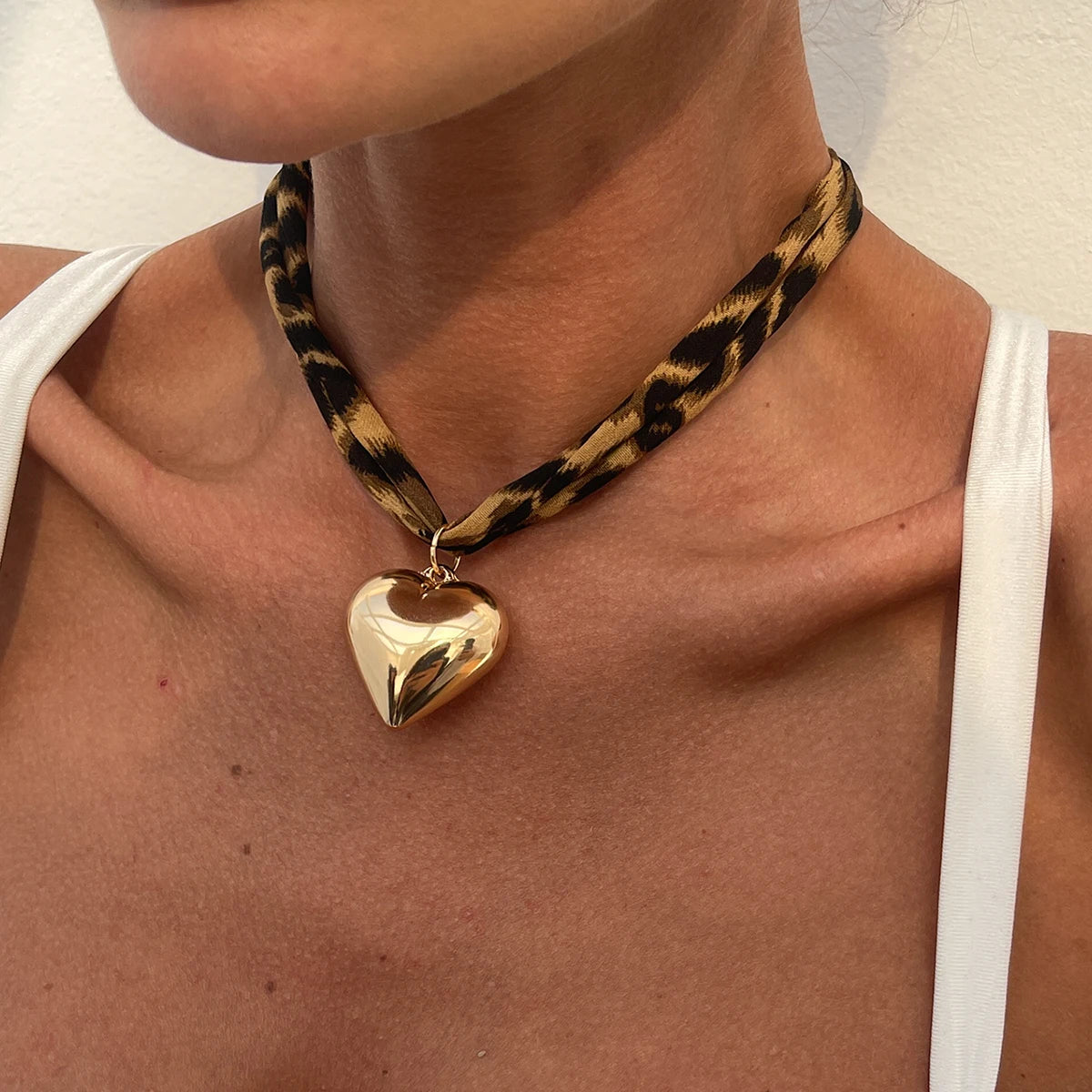 Ingemark 7-Style Ethnic Multilayer Velvet Necklace – Starfish, Heart & Conch Pendant Jewelry for Women