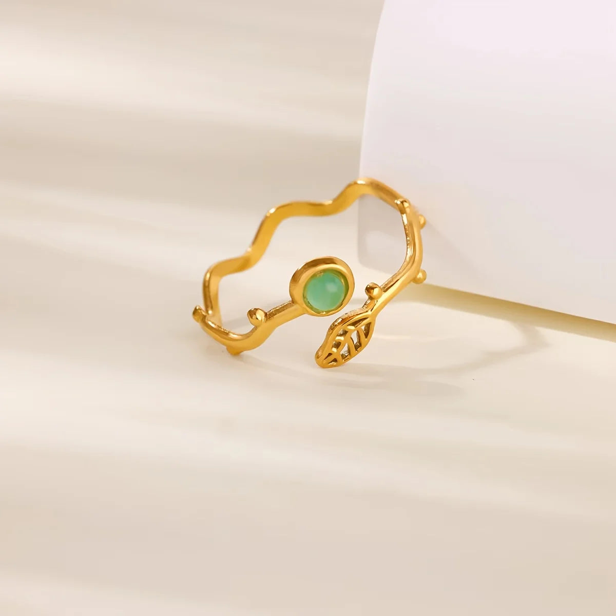 Elegant Gold Bloom Flower Open Ring