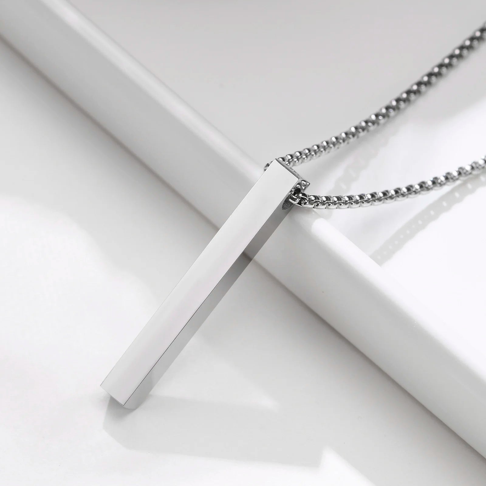Vnox 5mm Pillar Necklace – Minimalist Stainless Steel 3D Bar Pendant for Men & Women