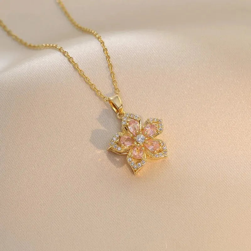 Light Luxury Spin Zircon Flower Pendant Necklace – Gold Chain Jewelry for Women