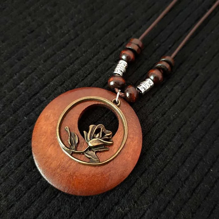 Personalized Vintage Flower Pendant Necklace – Bohemian Ethnic Jewelry for Women