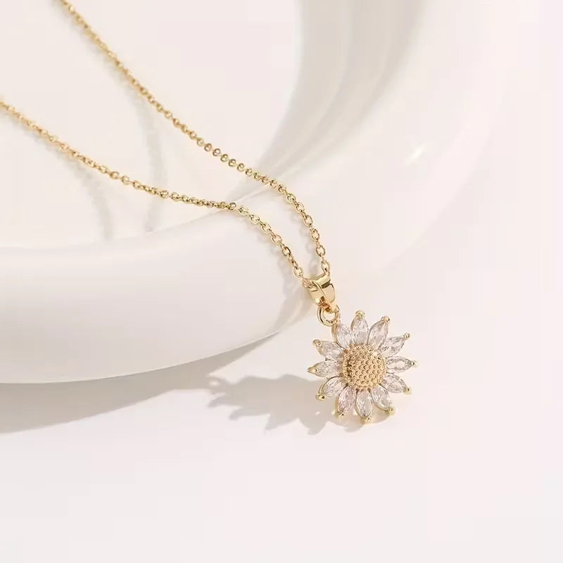 Dainty Stainless Steel Daisy Sunflower Necklace – Zircon Pendant with Gift Box for Women & Girls