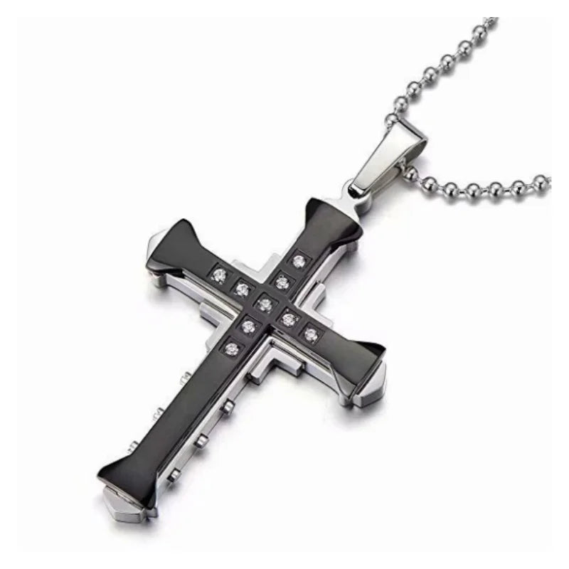 Dark Knight Three-Layer Men’s Necklace – Diamond-Studded Cross Pendant Jewelry
