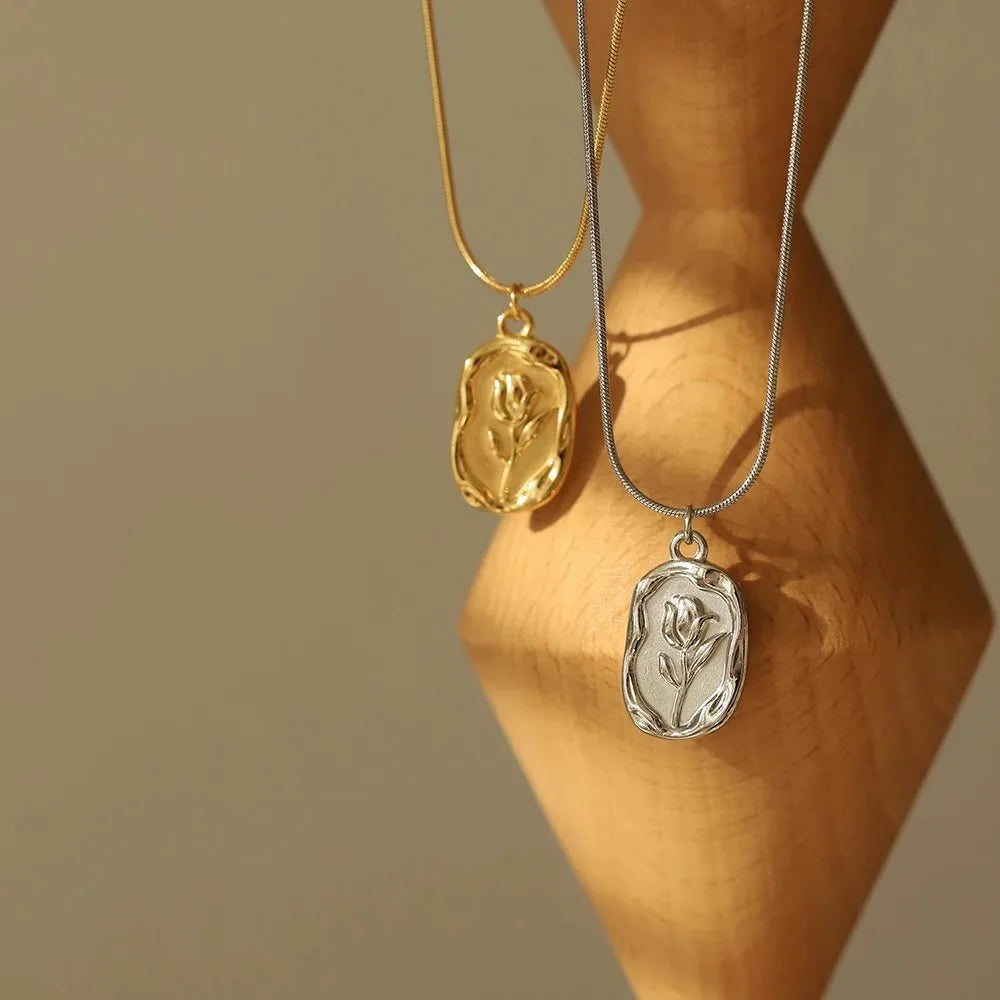 Retro Tulip Pendant Necklace – Personalized Gold & Silver Stainless Steel Jewelry for Women