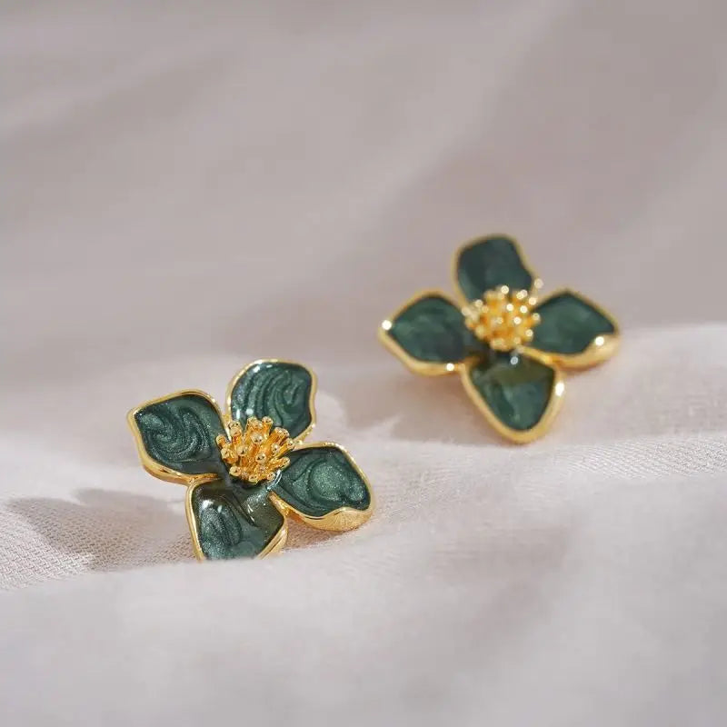 Vintage Flower Stud Earrings – Multi-Colored Jewelry for Women