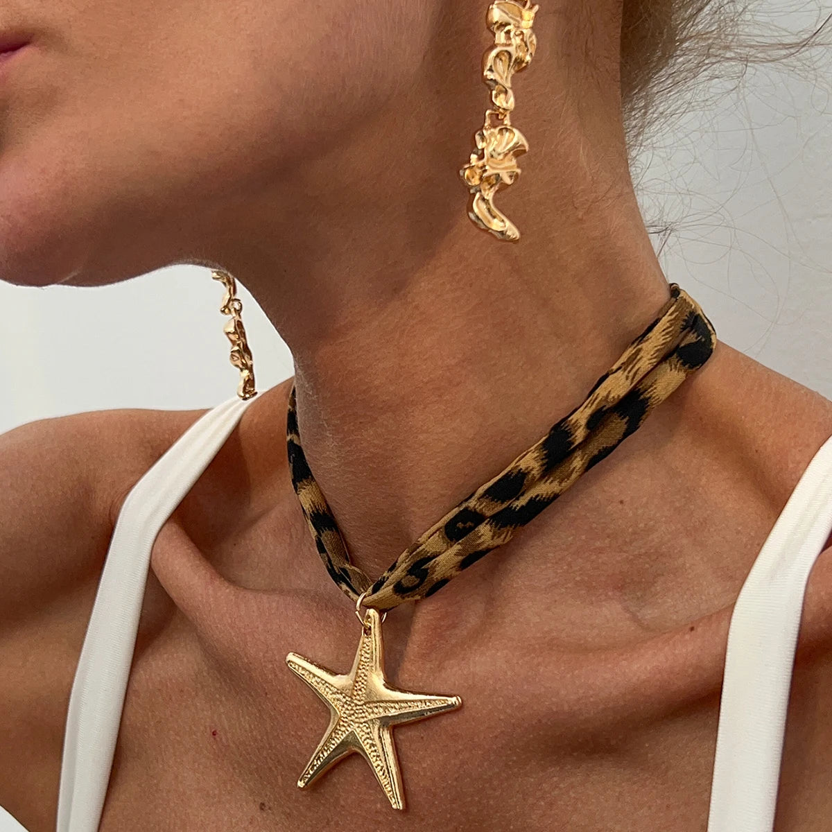 Ingemark 7-Style Ethnic Multilayer Velvet Necklace – Starfish, Heart & Conch Pendant Jewelry for Women