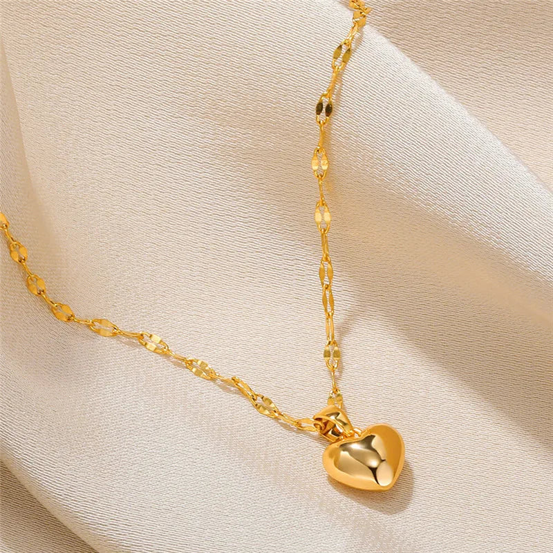 Stainless Steel Love Heart Pendant Necklace – Trendy Lip Chain Jewelry for Women