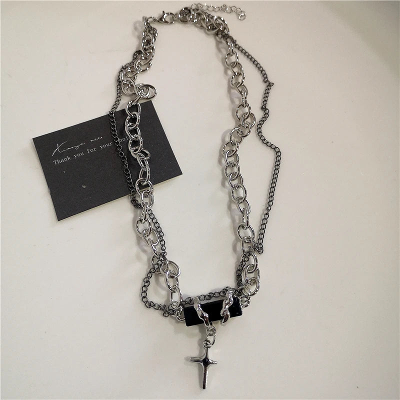 Punk Rock Black Heart Cross Necklace – Y2K Goth Hip Hop Pendant Jewelry