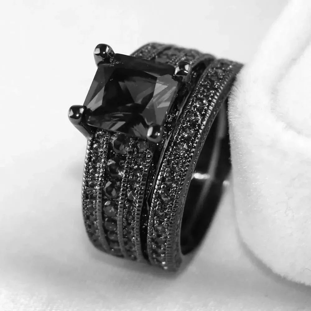 Couple Rings Red Rhinestone Celtic Dragon Stainless