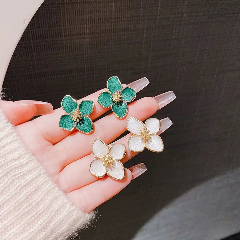 Vintage Flower Stud Earrings – Multi-Colored Jewelry for Women