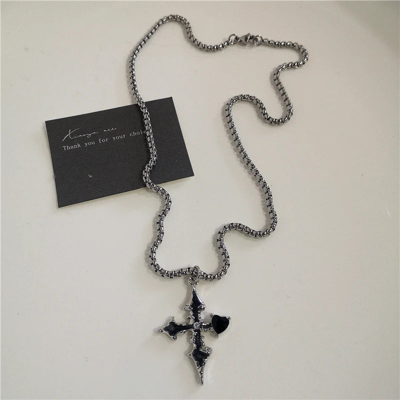 Punk Rock Black Heart Cross Necklace – Y2K Goth Hip Hop Pendant Jewelry