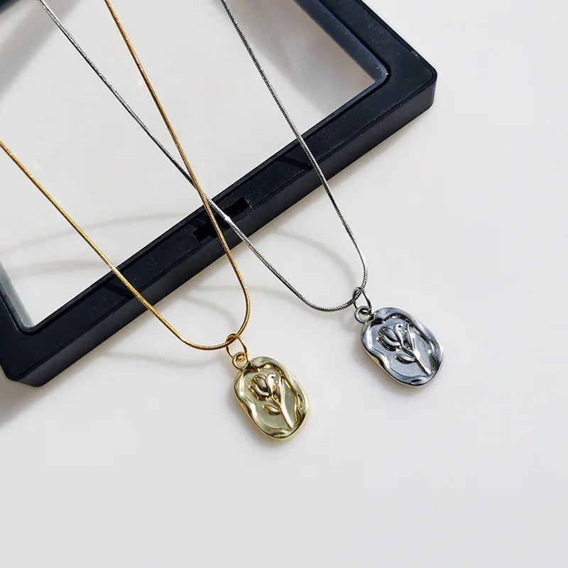 Retro Tulip Pendant Necklace – Personalized Gold & Silver Stainless Steel Jewelry for Women
